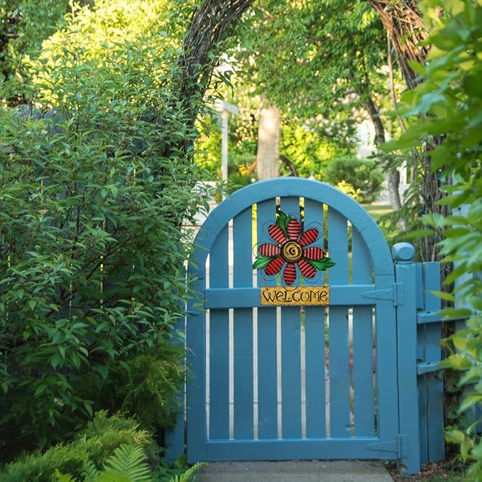 Metal Welcome Sign Daisy Hanging Signs for Front Door - Indoor Outdoor Door Decor Wall Art Flower Decoration Decorative Ornament Wreath for Home Garden Patio (Red)