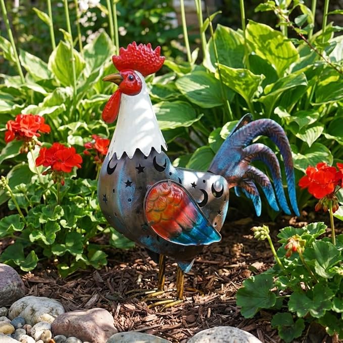 HONGLAND Metal Rooster Yard Decor,18" Chicken Garden Statue Outside with Solar Light,Farm Decorative Ornaments for Home Patio Yard Lawn,Gift for Chickens Lover