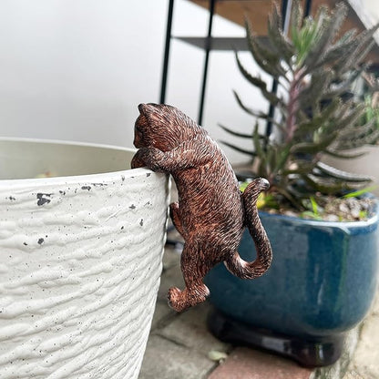 Miniature Cat Figurines Plant Decorations for Pots,Vintage Resin Hanging Cat Statue Planter Pot Hugger,Cute Climbing Flower Pot Hanger,Funny Garden Decor Outdoor Yard Balcony Gifts