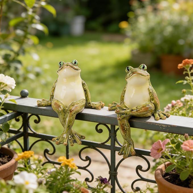 Braxio Frog Statue Outdoor Garden Decor - 2-Pack Sitting Frog Sculptures for Patio, Yard, Plant Pot, Cute Cartoon Frog Figurines Home Decor Gift, Resin Art Ornament 4.2 x 4.5 x 5.2 Inches