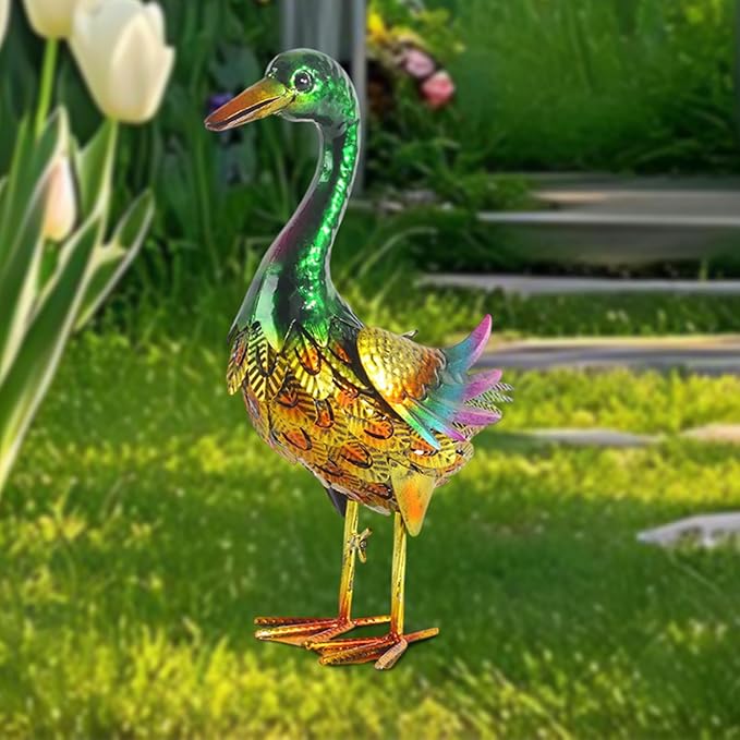 Duck Statue Indoor Outdoor Decoration Scene Vivid Metal Garden Sculpture Animal Figurine for Outside Backyard Porch Pond Roof
