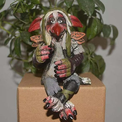 Garden Resin Statue, Big Goblin Statue Leprechaun Anime Character Sculpture Home Decor Sculpture Figurine for Indoor Outdoor Lawn Ornaments