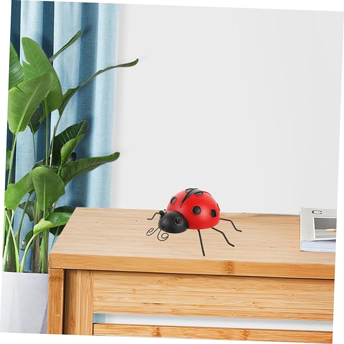 Holibanna 3pcs Iron Art Ladybug Decorations Realistic Outdoor Garden Decor Red Ladybug Adornments for Lawns Patios and Gardens Extra Small Small Medium