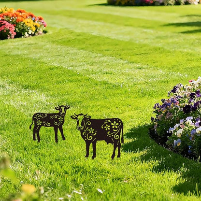 WADORN Cow Metal Outdoor Statues Silhouette, Funny Cow Metal Decorative Garden Stakes Cow Flower Silhouette Ornament Gifts Funny Outdoor Decor for Garden Backyard Patio Lawn Walkways Outdoor