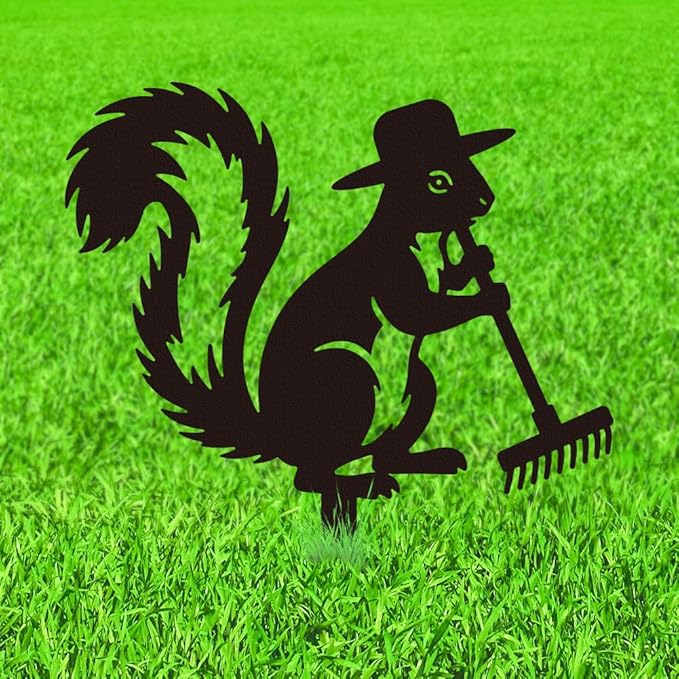 WADORN Squirrel Gardener Metal Decorative Garden Stakes, Black Squirrel Outdoor Statues Silhouette Cute Animal Stakes Ornaments for Yard Art Garden Patio Backyard Lawn Decors Squirrels Lover Gifts