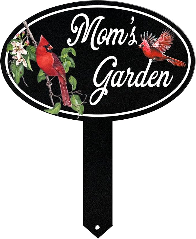 Personalized Name Garden Cardinal Metal Signs with Stake, Custom Family Name Yard Decor for Outdoor Outside, Cardinal Lawn Patio Stake Gardening Enthusiasts Grandmothers Gift