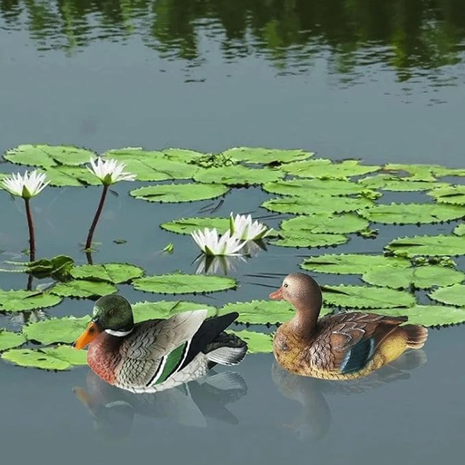 Garden Statues Pond Floating Duck Sculpture Creative Resin Duck Statue Realistic Duck Decoy for Fish Tank Garden Animal Cute Outdoor Yard Ornaments Decor