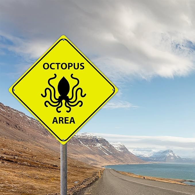 Octopus Crossing Xing Sign Beware of Octopus Metal Sign Ocean Animal Funny Warning Sign Crossing Zone Sign for Farm Yard Front Door Indoor Outdoor Street Sign 15x15in