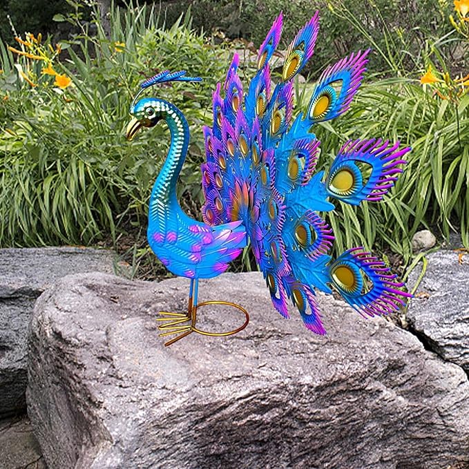 Vintage Wrought Iron Peacock Garden Statue - Weather- Metal Art for Yard,Porch or Patio,Hand-Painted Rustic Outdoor Decoration