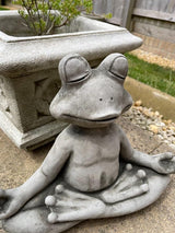 Meditating Frog Stone Garden Statue | Outdoor Animal Sculpture Toad Ornament Decor Decoration