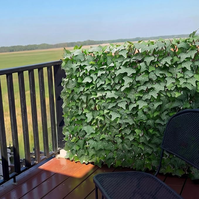 VEVOR Expandable Fence Privacy Screen, 25 x 126 in Expand Artificial Plant Wall, Realistic Artificial Ivy Panel with 50 Zip Ties, Decorative Faux Greenery Backdrop Hedges for Balcony Patio Outdoor