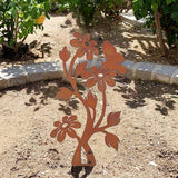 Metal Butterfly&Daisy Decorative Garden Stake, Swaying Flowers Decor for Outside, Yard Art Lawn Ornaments for Outdoor and Garden Gifts for Lawn, Pathway, Porch, Backyard Patio, Garden Decor（Rusty）