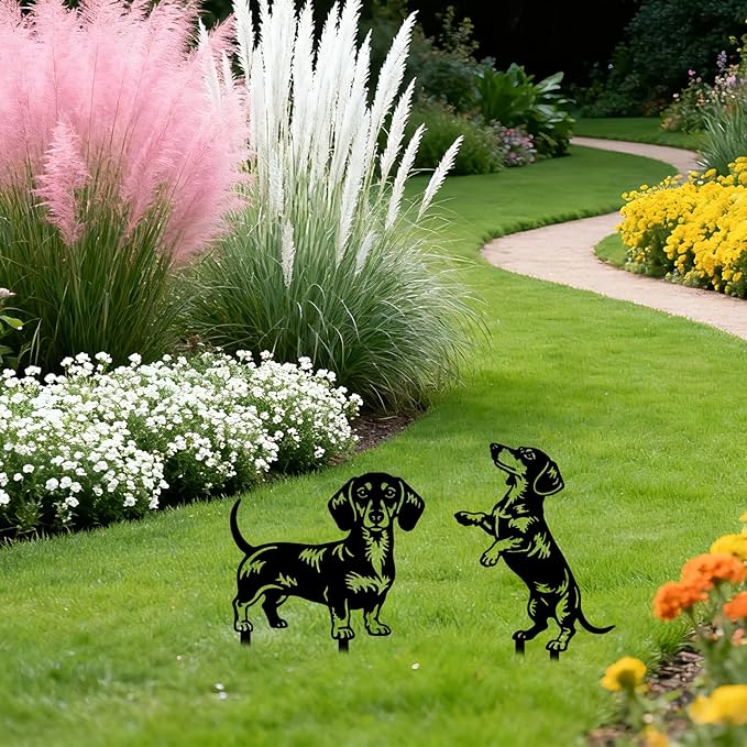 GLOBLELAND 2 Pcs Dachshund Garden Stakes for Yard Decor Dog Silhouette Metal Stakes Funny Animals Statues Lawn Signs for Dog Lovers Outdoor Party Patio Landscape Decor