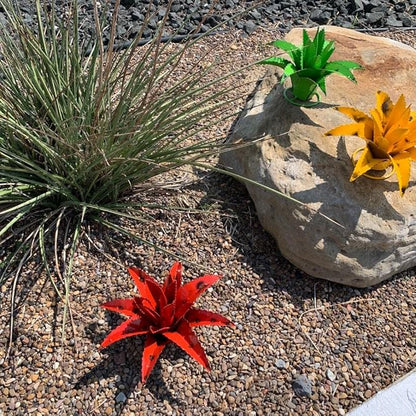 Mini Metal Agave (Red)