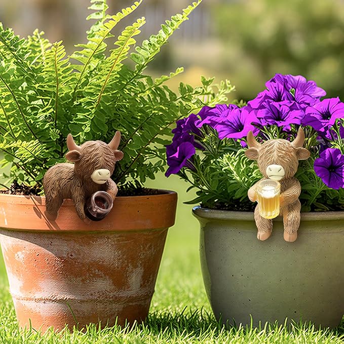 Highland Cow Pot Hugger for Planter - 2Pcs Climbing Animal Flower Pot Climber Resin Statue Art Sculpture Calf Topper Outdoor Plant Decoration for Garden Patio Fence Lawn Yard Housewarming Gift