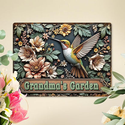 Custom Garden Signs Personalized Metal Tin Sign for Women, Retro Hummingbird Metal Sign for Outdoor, Patio, Yard Rustic Home Decor Gift for Mothers Day, Grandmas, and Gardening Lovers