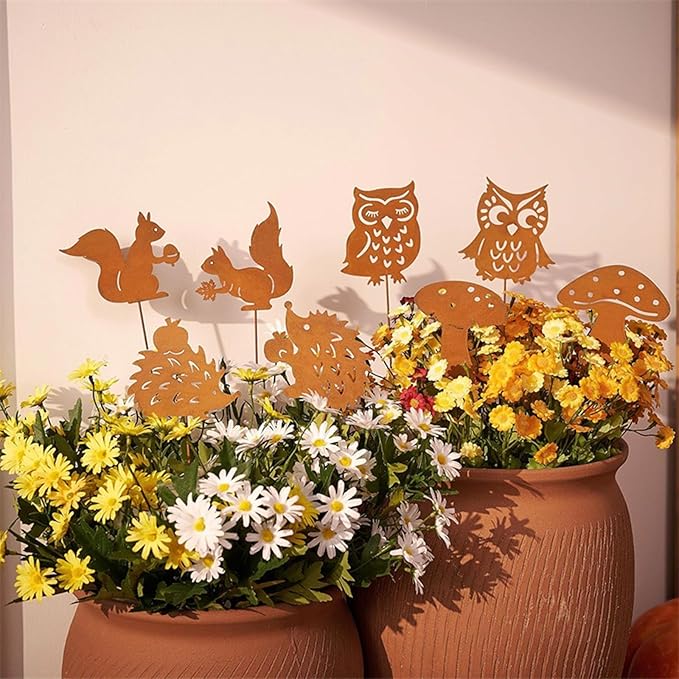 Iron Animal Decorative Garden Stake Set Rusted Yard Ornaments for Indoor/Outdoor Backyard Decor Iron Garden Sculptures Outdoor
