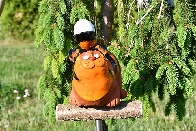 Ceramic Decoration for Garden and Yard | Outdoor Ornament with Stake | Happy Cat | GKW11