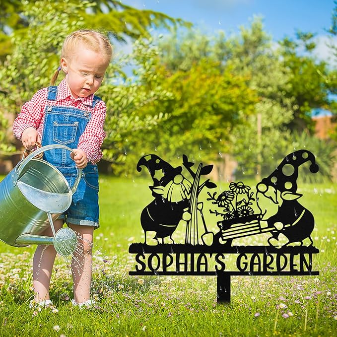 Personalized Metal Gnome Garden Signs with Stake, Custom Garden Signs for Outside Waterproof, Customized Name Sign Yard Lawn Gardens Decor Gardening Gifts for Moms Grandmas Gardeners