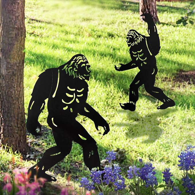 Bigfoot Garden Decor for Outside, Big Foot Silhouette Outdoor Statues, Sasquatch Gardening Gifts for Men/Dad/Women, Metal Yard Art for Lawn, Forests,Outdoor Decorations