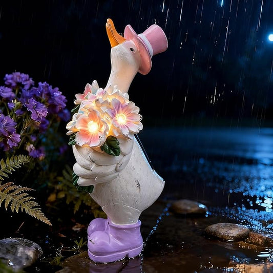 Outdoor Solar-Powered Goose Statue – Garden Goose Decor with Solar Light, Resin Solar Garden Statue Waterproof for Lawn Patio Porch Yard– Goose Figurine Gift for Mom, Grandma, Women Garden Lovers