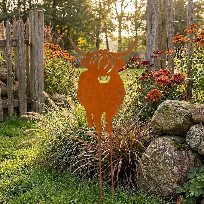 Therwen Metal Highland Cow Yard Stake 22" H Rusty Highland Cow Metal Garden Stakes for Lawn Garden Yard Patio Outdoor Decor Decorative Gifts for Women Men