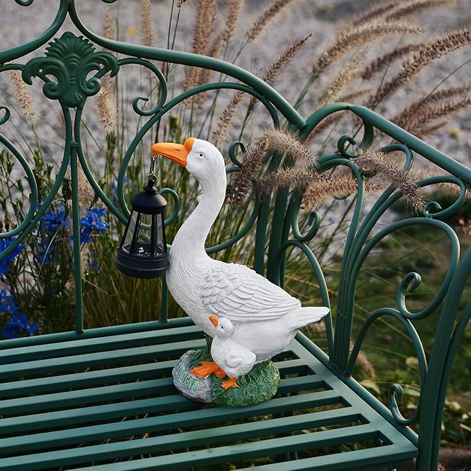 Solar Porch Goose Statue, Outdoor Goose Decor with Lantern for Yard Lawn Patio Balcony, Birthday Christmas Housewarming Gifts for Mom, Grandma, Women,12 Inch,Resin