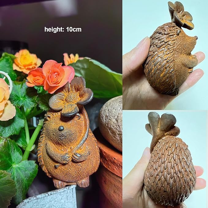 Rust Iron Hedgehog Garden Statue, 3.9 Inch High Cute Animal Garden Figurines for Patio Yard Lawn Outdoor Decor(Rust, White Color) (Rust-Flower)