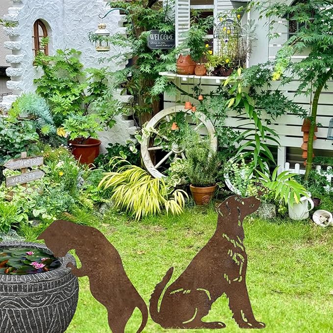 Rusty Metal Dog Cat Garden Stakes, 2 Pcs Decorative Garden Stakes Animal Silhouette Statues for Yard Art Outside, Lawn,Patio, Outdoor Decor,Cat Dog Decor for Animals Lovers