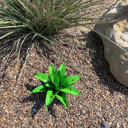 Mini Metal Agave (Green)