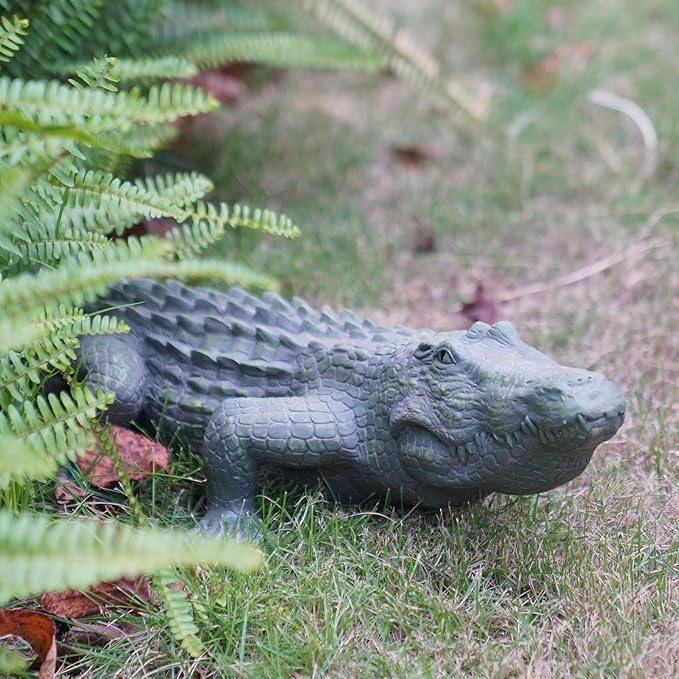DiliComing Swamp Alligator Garden Statue - 28 Inch Realistic Crocodile Sculpture for Lawn Ornament Stalking Alligator Decor for Yard Gifts for Father 28 x 12 x 6 Inch