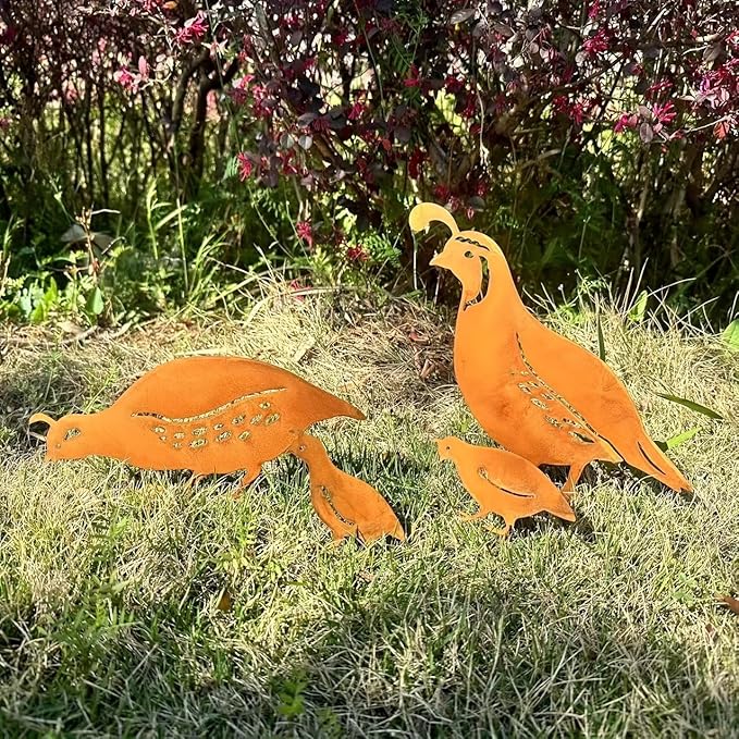 4pcs Rusty Iron Quail Family Garden Craft Set - Metal Quail Parent & Chicks Sculptures, Outdoor Decoration for Spring Garden Landscape, Lawn & Flower Beds - Metal Quail Family Art