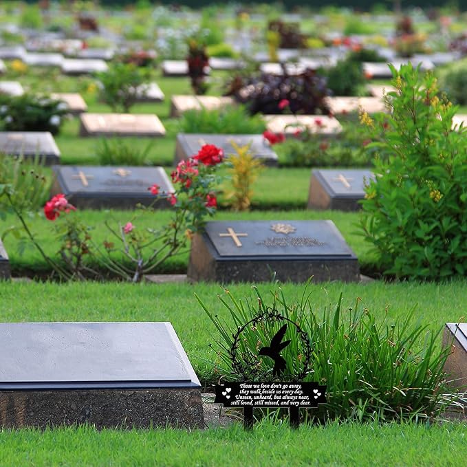 Geelin Memorial Stakes Cemetery Decorations for Grave Hummingbird Grave Marker Memorial Plaques Bird Flower Gift for Loss of Mother Father Outdoors Yard Garden Decor(Love Don't Go)
