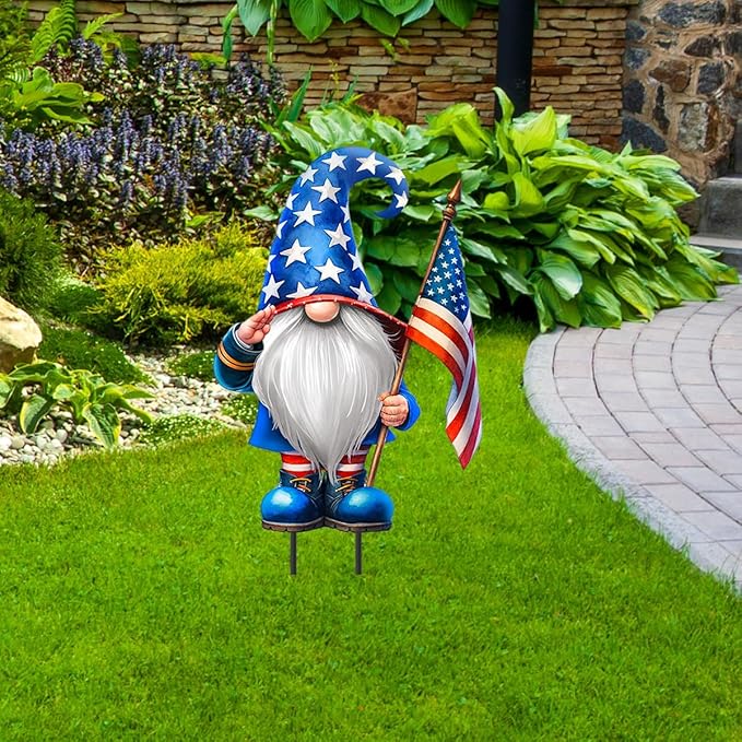 Briarwood Lane Saluting Gnome Metal Art