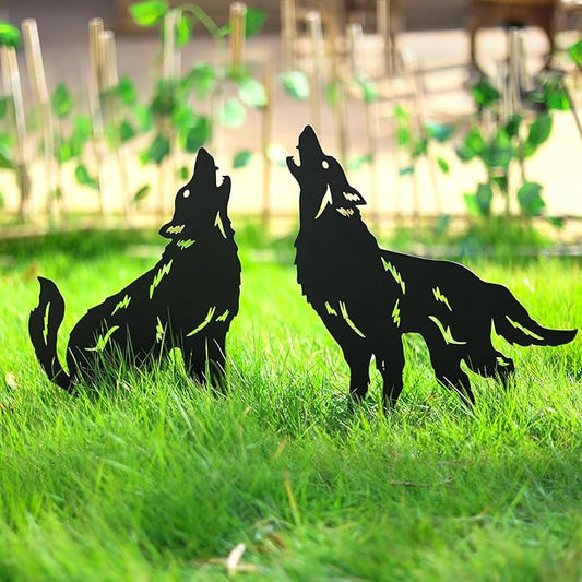 LHEARTMIC Wolf Metal Garden Decor for Outside Gifts for Women Men Black Wolf Decorative Garden Stakes Silhouette Statues Decorations for Patio, Lawn, Backyard, Pathway, Outdoor, Yard Art Ornaments