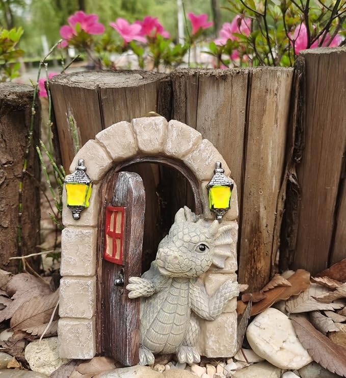 SHOWFEICAT Dragon Garden Ornament Resin Craft Ornament Statue Fairy Door Yard Art Outdoor and Garden Solar Light Luminous Sand Open Door Dragon Wall Statue Outdoors Decor (Open The Door)