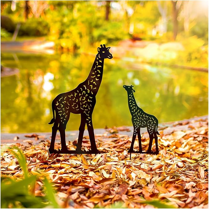 Giraffe Metal Decorative Garden Stakes Giraffe Gifts for Women Men Mom Birthday Gifts Silhouette Statues for Garden Decor, Yard Art, Patio, Outside, Lawn Ornaments, Outdoor Decorations