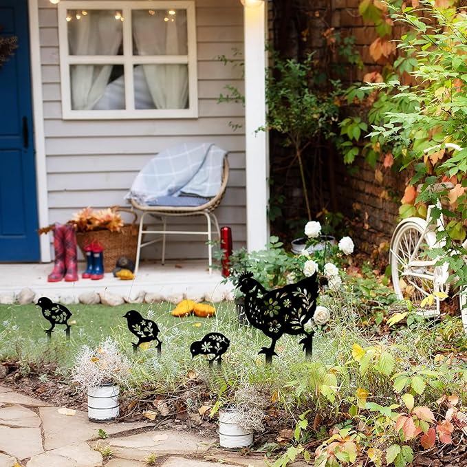 4Pcs Metal Chicken Garden Decorative Statues Distinct Hen and Chicks Silhouette Design,Black Hollow-Cut Yard Art, Perfect Decor for Lawns Yard Gardens