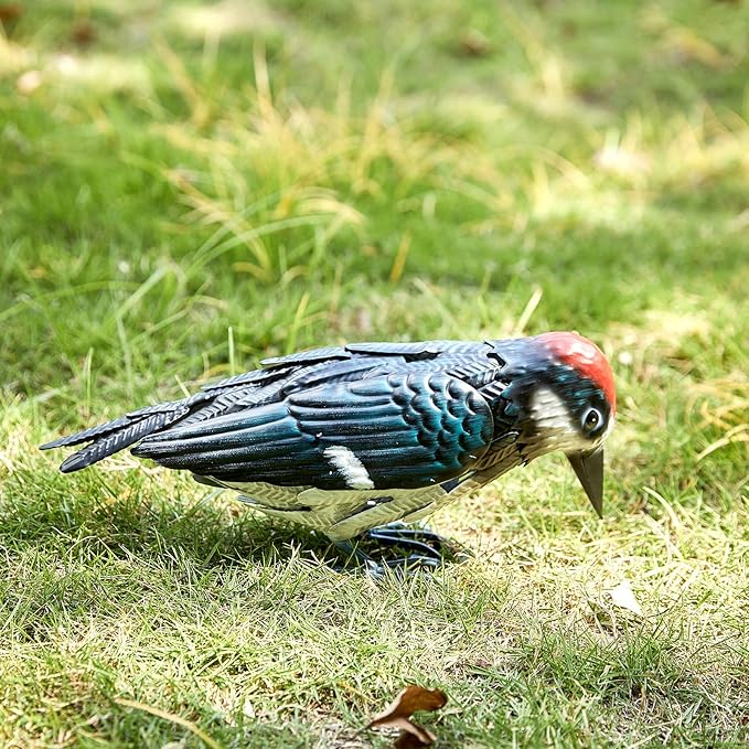 Metal Woodpecker Bird Figurine - Beautiful Backyard & Garden Gift, Birds Statue Sculpture Art Large Realistic - Outdoor Spring, Summer Metal Yard Art for Lawn Ornament Decoration Ornament Decor 7" H