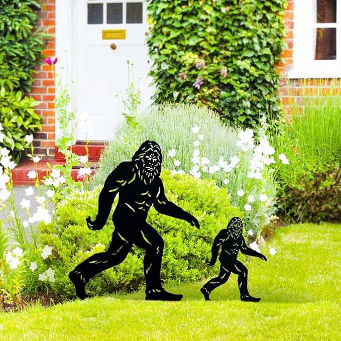 TIGGSY 15.8 inch Bigfoot Metal Outdoor Decor Big Foot Sasquatch Gifts for Men/Women Bigfoot Silhouette Statues for Yard Art, Patio, Lawn, Forests, Garden Decor, Yard Display, Garden Decorations