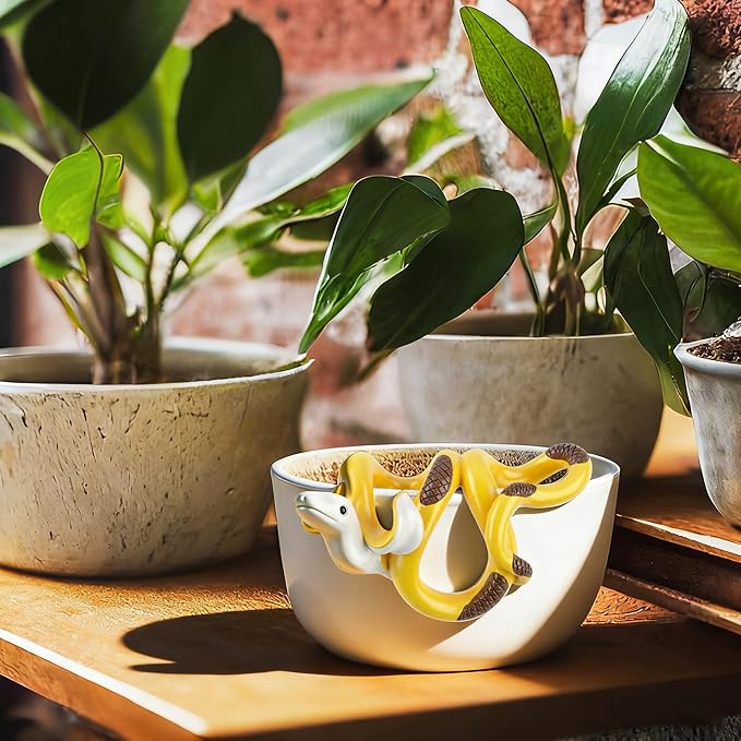 HUFAND Banana Snake Figurine Plant Pot Hugger Resin Miniature Hanging Realistic Banana Snake Statues Plant Decorations Gifts for Outdoor Home Garden Fence Balcony Patio Lawn Yard Ornaments
