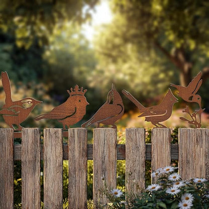5PCS Rusty Metal Bird Silhouette Statues - Rustic Outdoor Decor for Garden, Fence and Yard Art, Lifelike Metal Birds Yard Decorations Fence Ornaments Yard Art Bird Lovers Gift Ideas