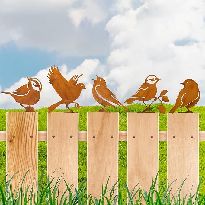LhyBtm 5 Pcs Rusty Birds Decoration Silhouette with Rusty Patina Birds Decoration Outdoor Fence Decorations Lifelike Metal Birds Garden Ornaments Silhouette Rustic Outdoor Patio Yard Adornment