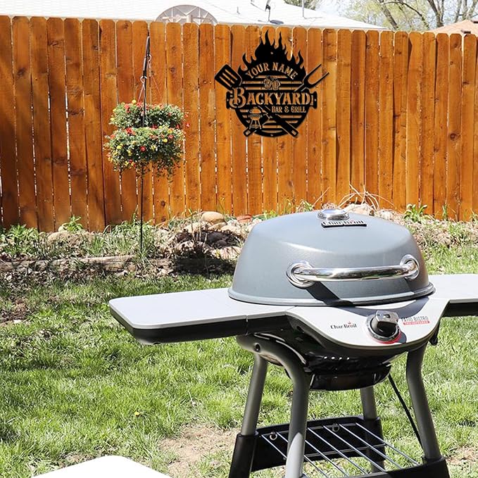 MeMate Backyard Sign and Decor Outdoor, Customized Backyard Bar and Grill Metal Sign, Personalized Outdoor Metal Signs, Large Plaque Wall Hanging Art for Patio, Men Caves, Restaurants