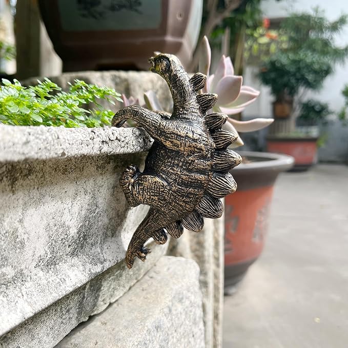 Miniature Stegosaurus Figurines Plant Decorations for Pots,Vintage Resin Hanging Stegosaurus Statue Planter Pot Hugger,Cute Climbing Dinosaur Flower Pot Hanger,Funny Garden Decor Outdoor Yard Gifts