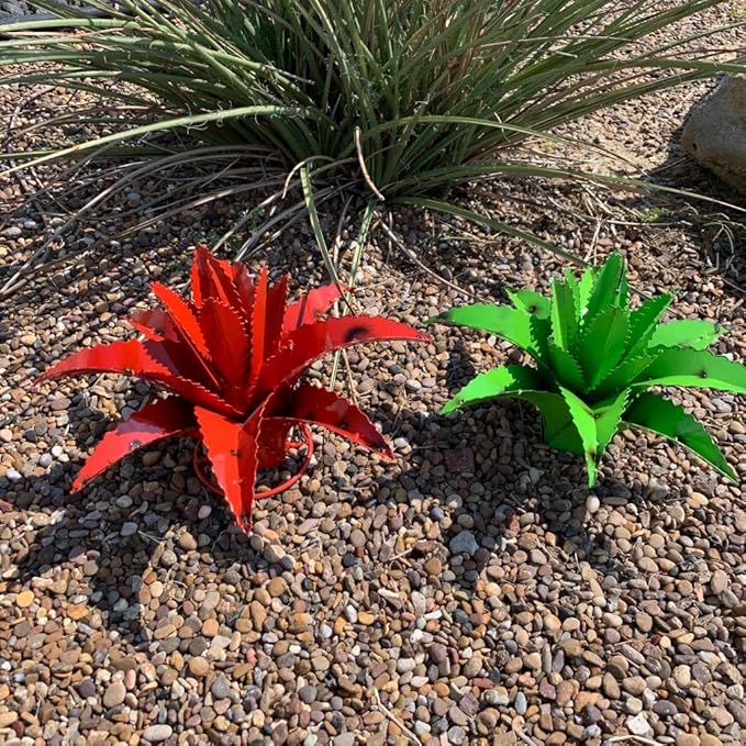 Mini Metal Agave (Red)
