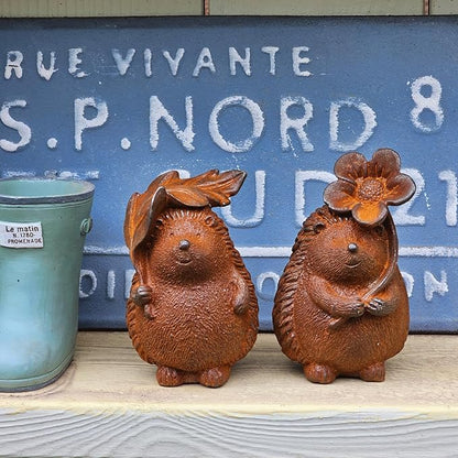 Rust Iron Hedgehog Garden Statue, 3.9 Inch High Cute Animal Garden Figurines for Patio Yard Lawn Outdoor Decor(Rust, White Color) (Rust-Flower)