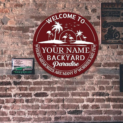 MeMate Personalized Backyard Signs, Patio Sign for Outdoor Decor, Customized Name Metal Sign, Flamingo Backyard Paradise Sign, Round Printed Metal Sign for Restaurants Farmhouse Porch Deck