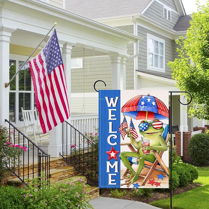 Artofy Welcome 4th of July Frog Small Decorative Garden Flag, Patriotic Beach Chair Sunshade America Yard Lawn Outside Decor, Coastal American USA Burlap Outdoor Home Decoration Double Sided 12 x 18