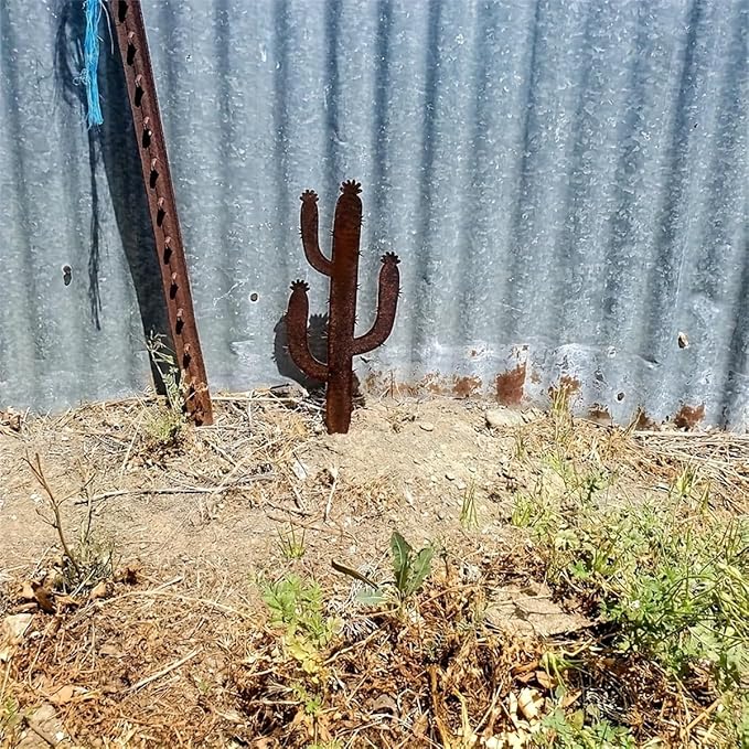 Rusty Metal Cactus Garden Stake, Iron Art Outdoor Decor, Rust Color Cactus, Suitable for Yard Decoration, Garden Ornament